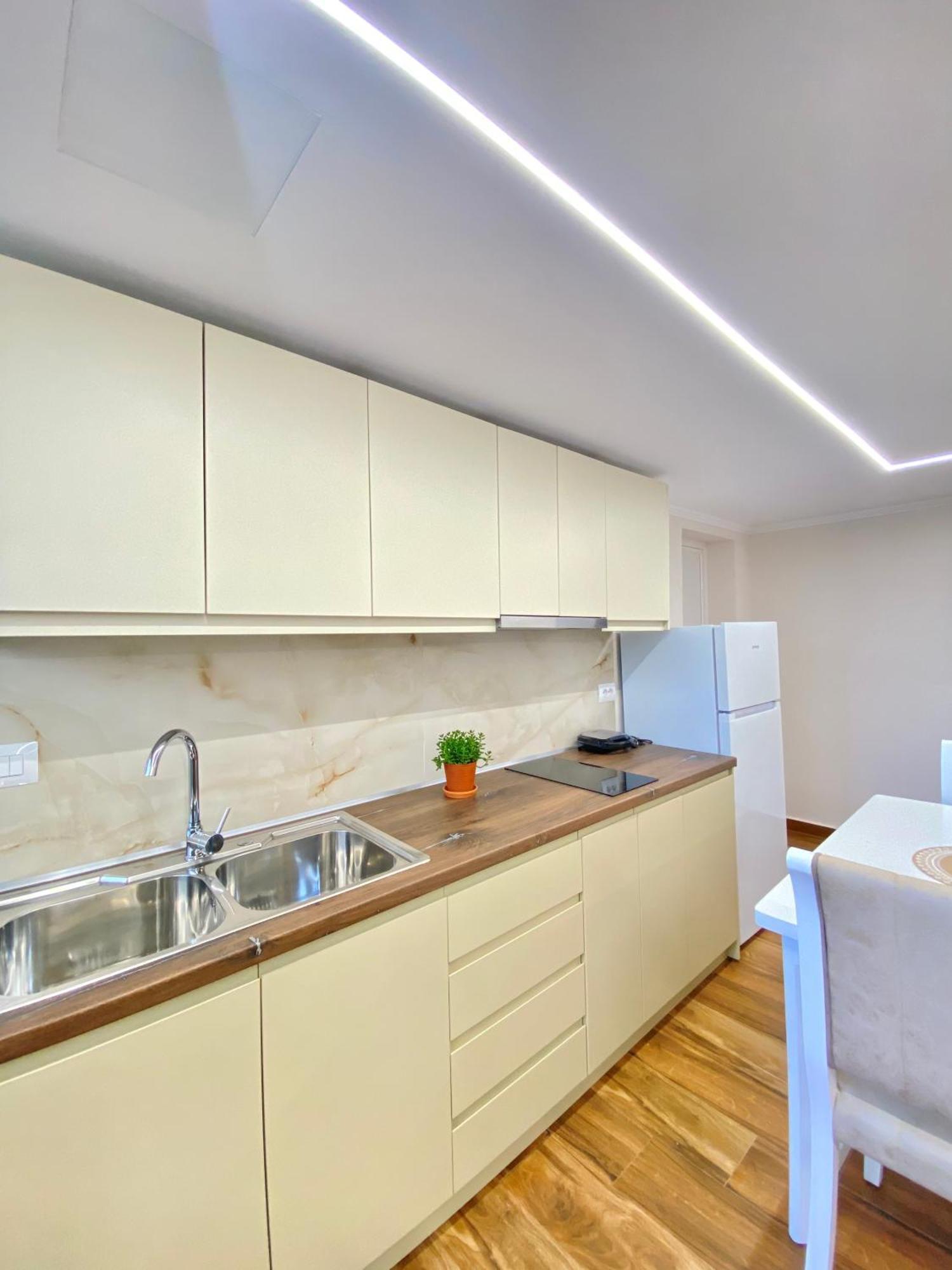 Flors Apartments Durrës 외부 사진